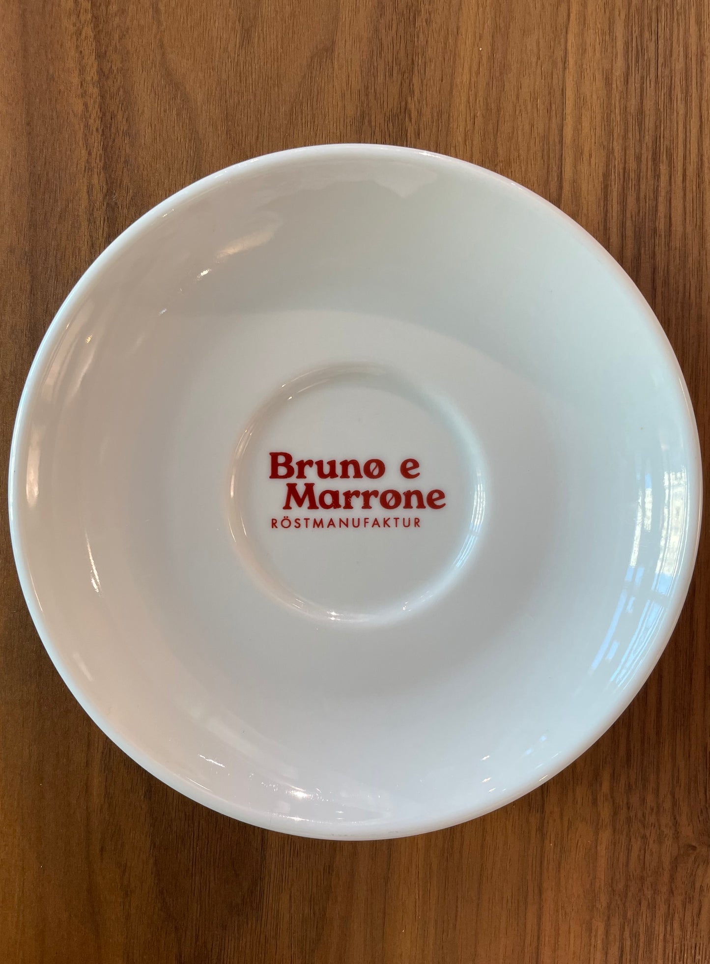 Cappuccinotasse weiß mit Untertasse und Bruno e Marrone Logo